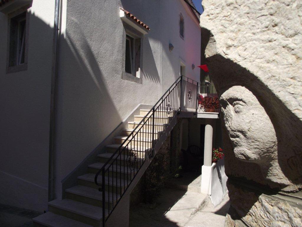 Apartments Dobrinj Εξωτερικό φωτογραφία